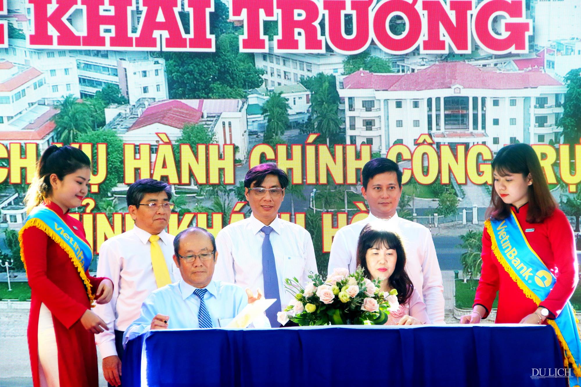 Ký kết hợp tác giữa UBND tỉnh Khánh Hòa và các đơn vị